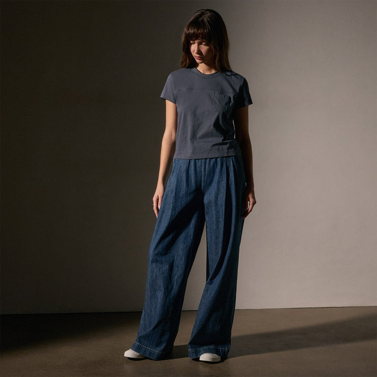 Cotton Linen Retro Pocket Tee in Asphalt | James Perse Los Angeles