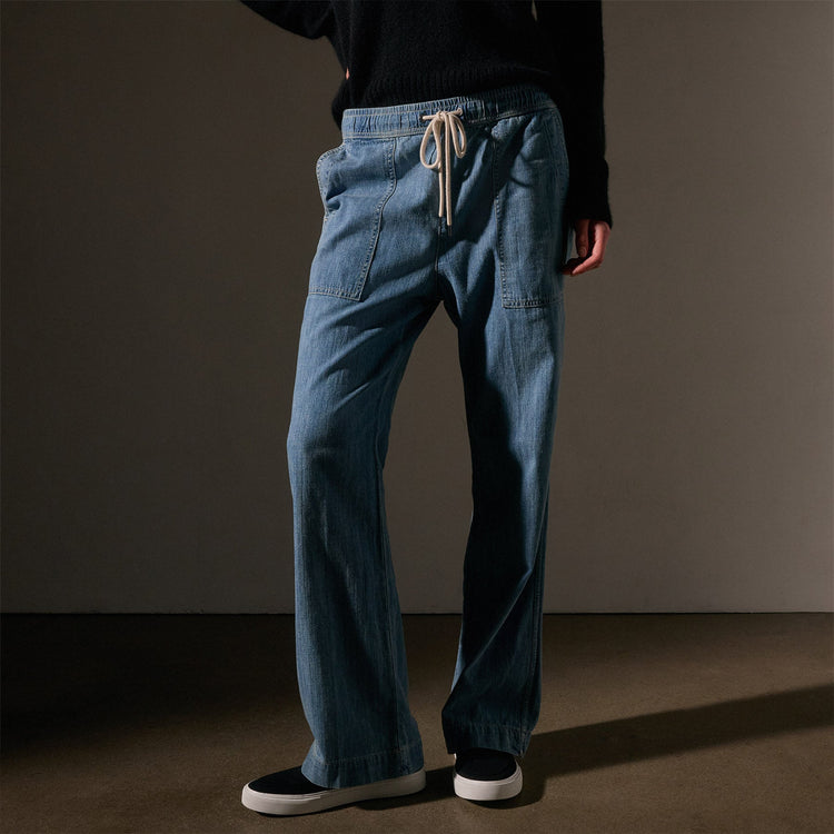 Wide Leg Pull On Denim Pant  in Mid Bleach Wash | James Perse Los Angeles
