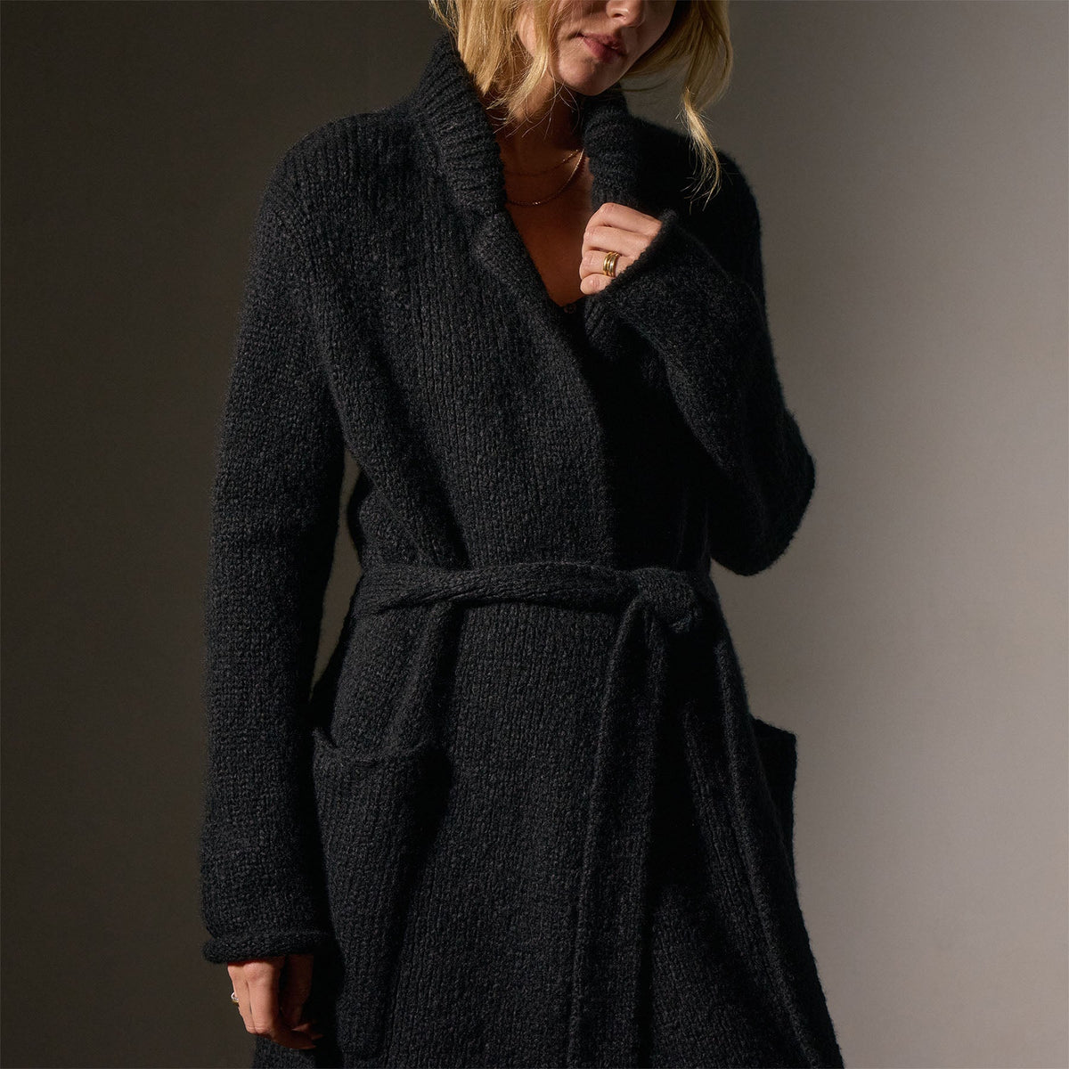 Cashmere Double Breasted Coat in Black | James Perse Los Angeles