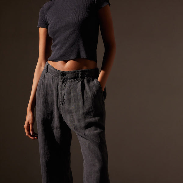 Garment DyedLinen Pleated Pant in Magma Pigment | James Perse in Los Angeles