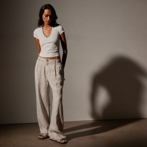 Garment DyedLinen Pleated Pant in Salt Pigment | James Perse in Los Angeles