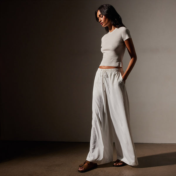 Lightweight Matte Satin Wide Leg Pant in White | James Perse Los Angeles