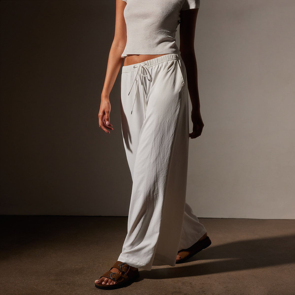 Lightweight Matte Satin Wide Leg Pant in White | James Perse Los Angeles