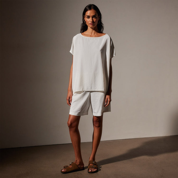 Lightweight Matte Poly Shell Top in White | James Perse Los Angeles
