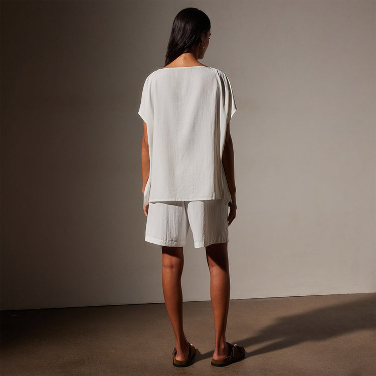 Lightweight Matte Poly Shell Top in White | James Perse Los Angeles