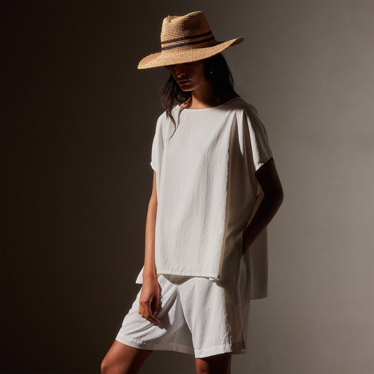 Lightweight Matte Poly Shell Top in White | James Perse Los Angeles