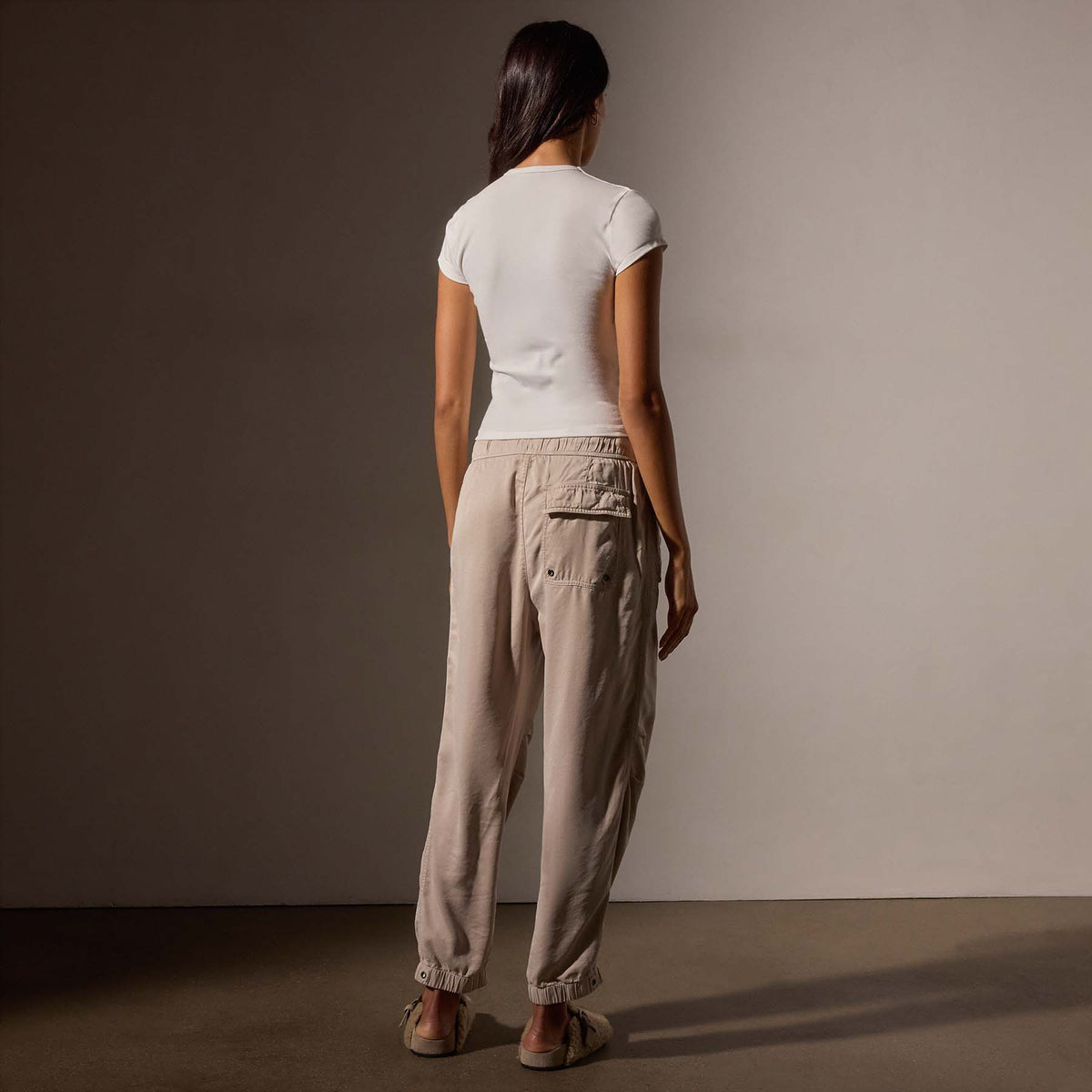 Stretch Lotus Deep V Short Sleeve Tee in White | James Perse Los Angeles