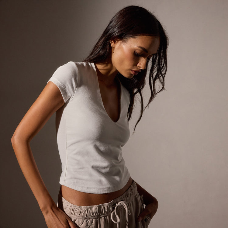 Stretch Lotus Deep V Short Sleeve Tee in White | James Perse Los Angeles