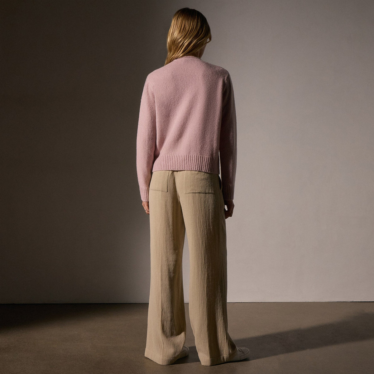 Cashmere Soft V Sweater in Degas | James Perse Los Angeles