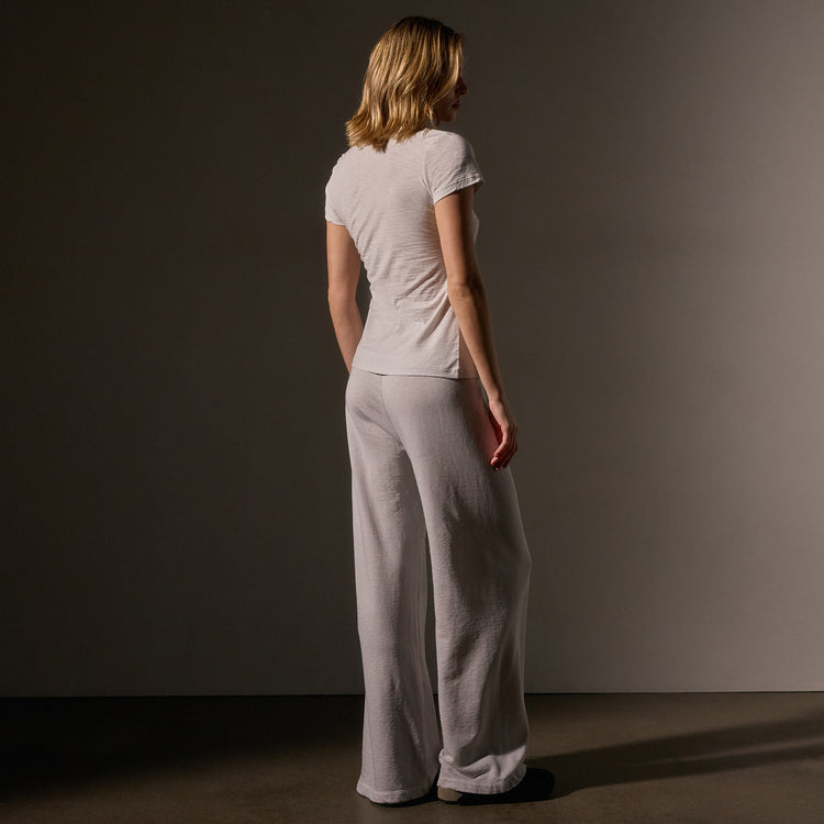Sheer Slub Casual V Neck in Light Mist | James Perse Los Angeles