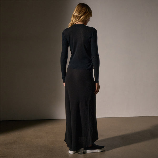 Deep V Tee in Black | James Perse Los Angeles