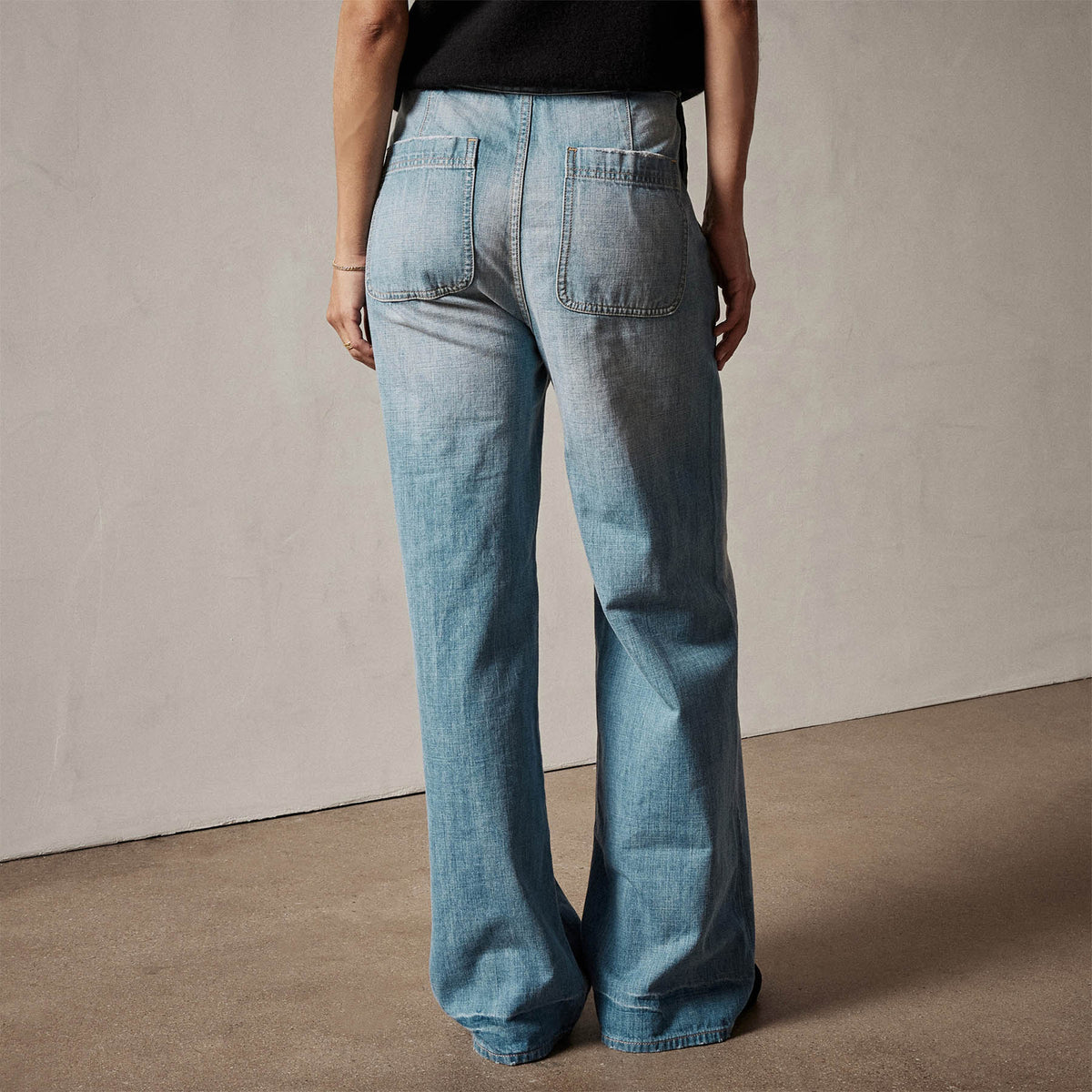Pacifica Jean in Medium Denim | James Perse Los Angeles