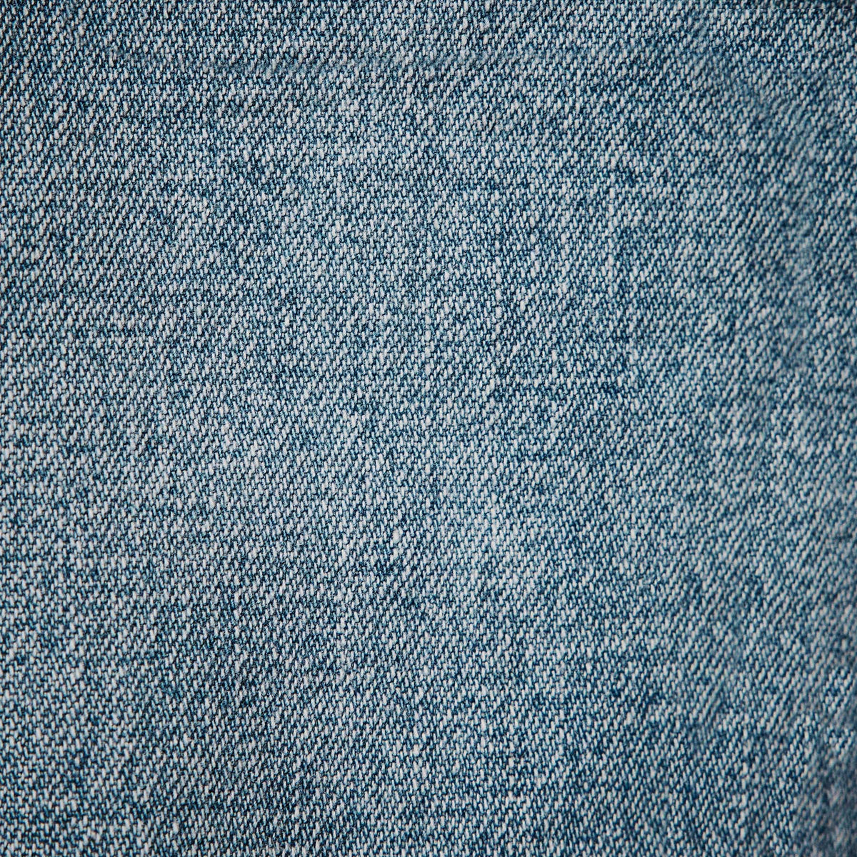 Pacifica Jean in Medium Denim | James Perse Los Angeles