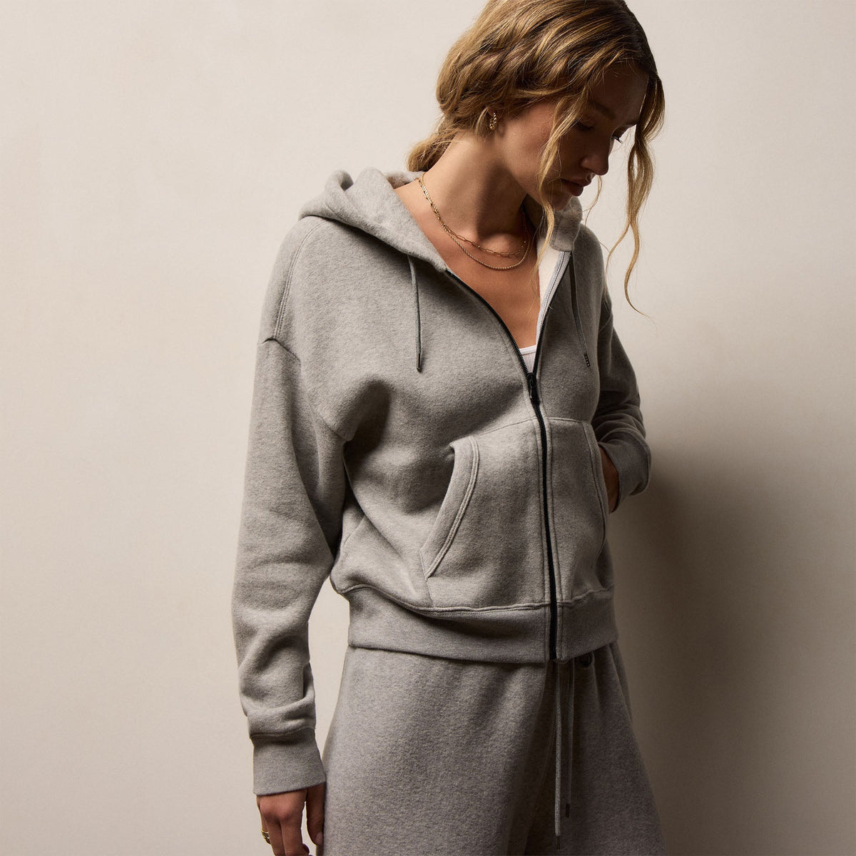 Women's Cozy Fleece Zip Hoodie & Cozy Wide Leg Sweat Pant Gift Set In Heather Grey | James Perse Los Angeles