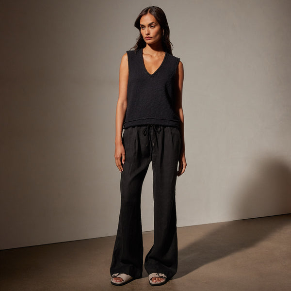 Cotton Linen V Neck Vest in Black | James Perse Los Angeles