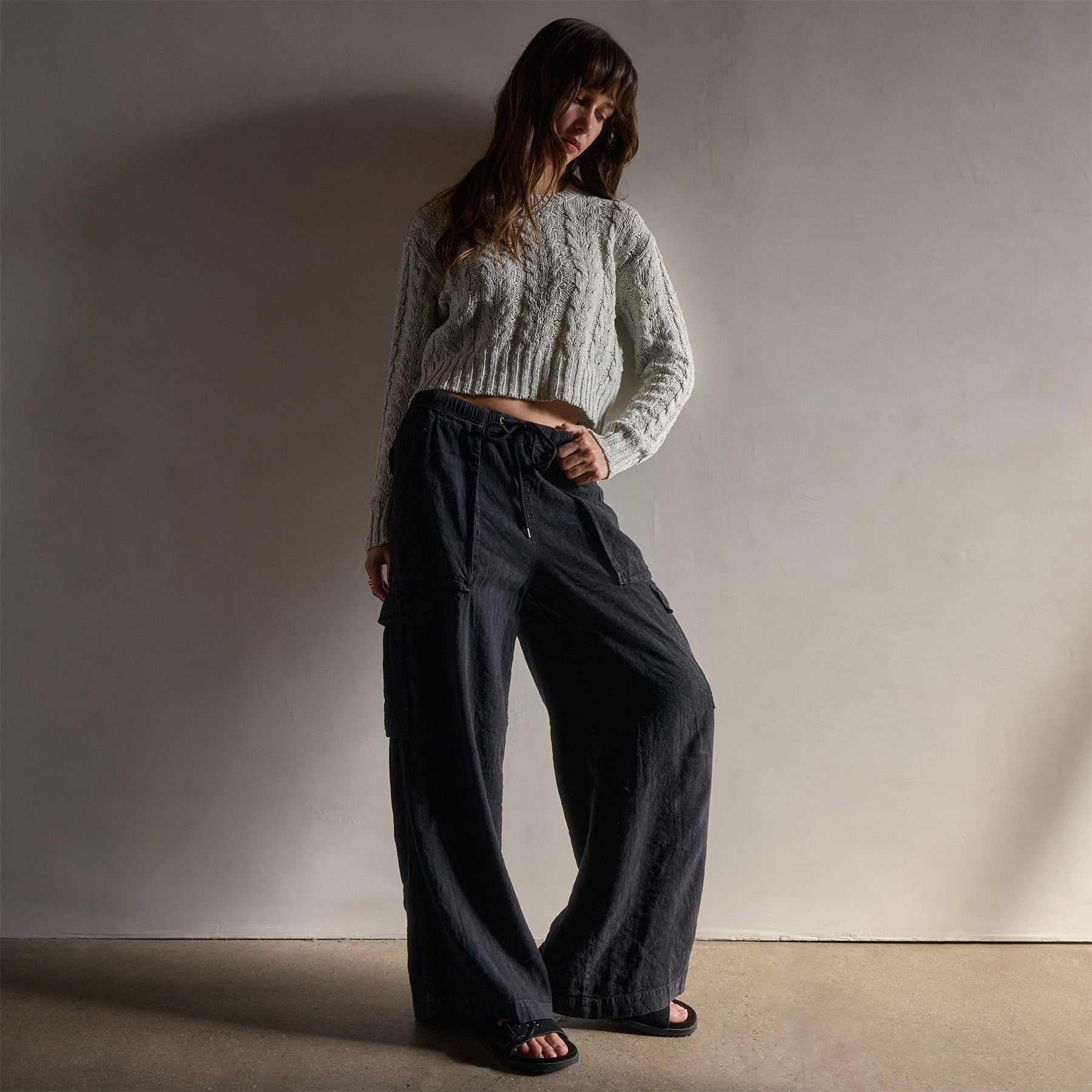 Wide Leg Linen Blend Cargo Pant - Black