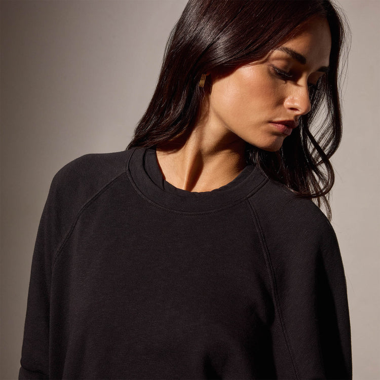 Vintage French Terry Relaxed Sweatshirt in Black | James Perse Los Angeles