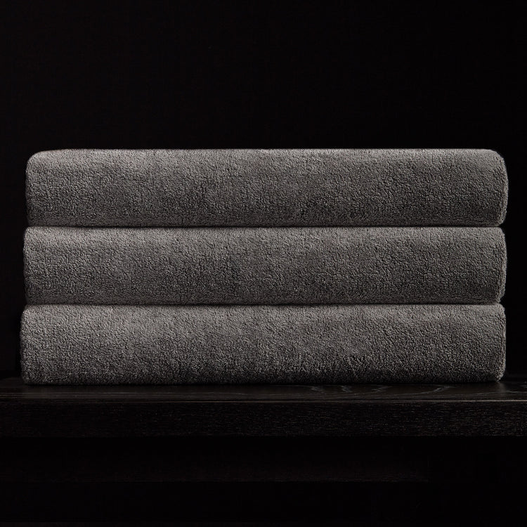 Bath Towel in Roan | James Perse Los Angeles