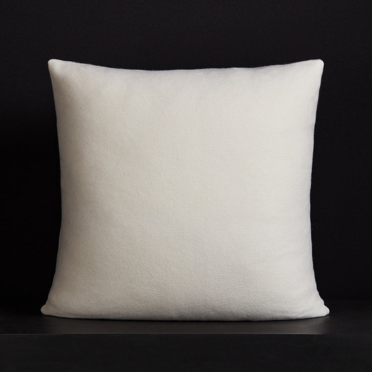 Cashmere Sham - White | James Perse Los Angeles