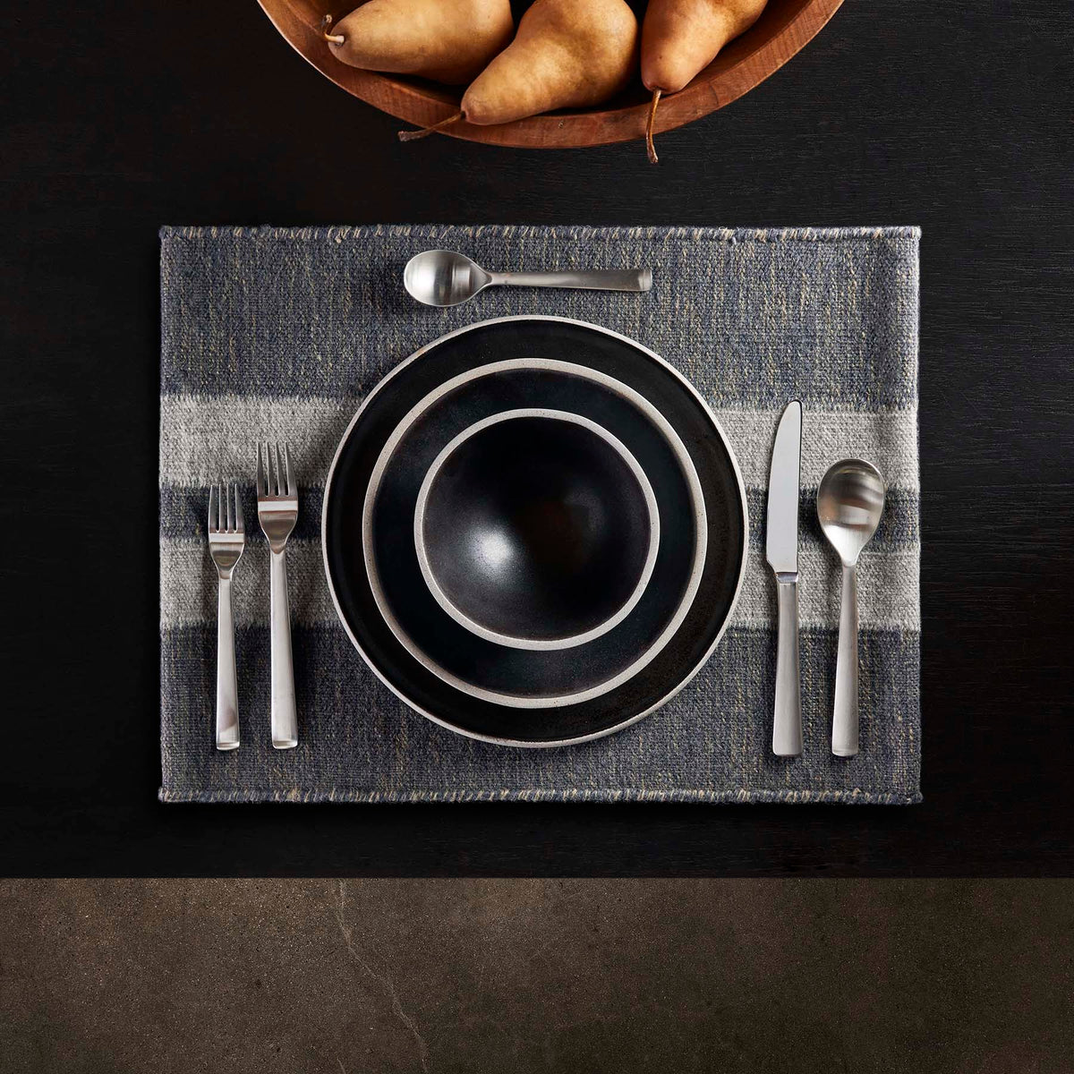 Placemat Wool Double Stripe - Guntmetal Marle/Peal Grey | James Perse Los Angeles