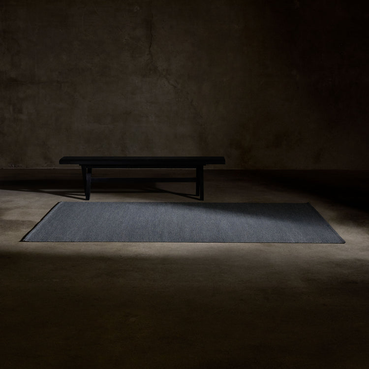 Solid Marled Area Rug 6Ft X 9Ft in Gunmetal Marle | James Perse Los Angeles
