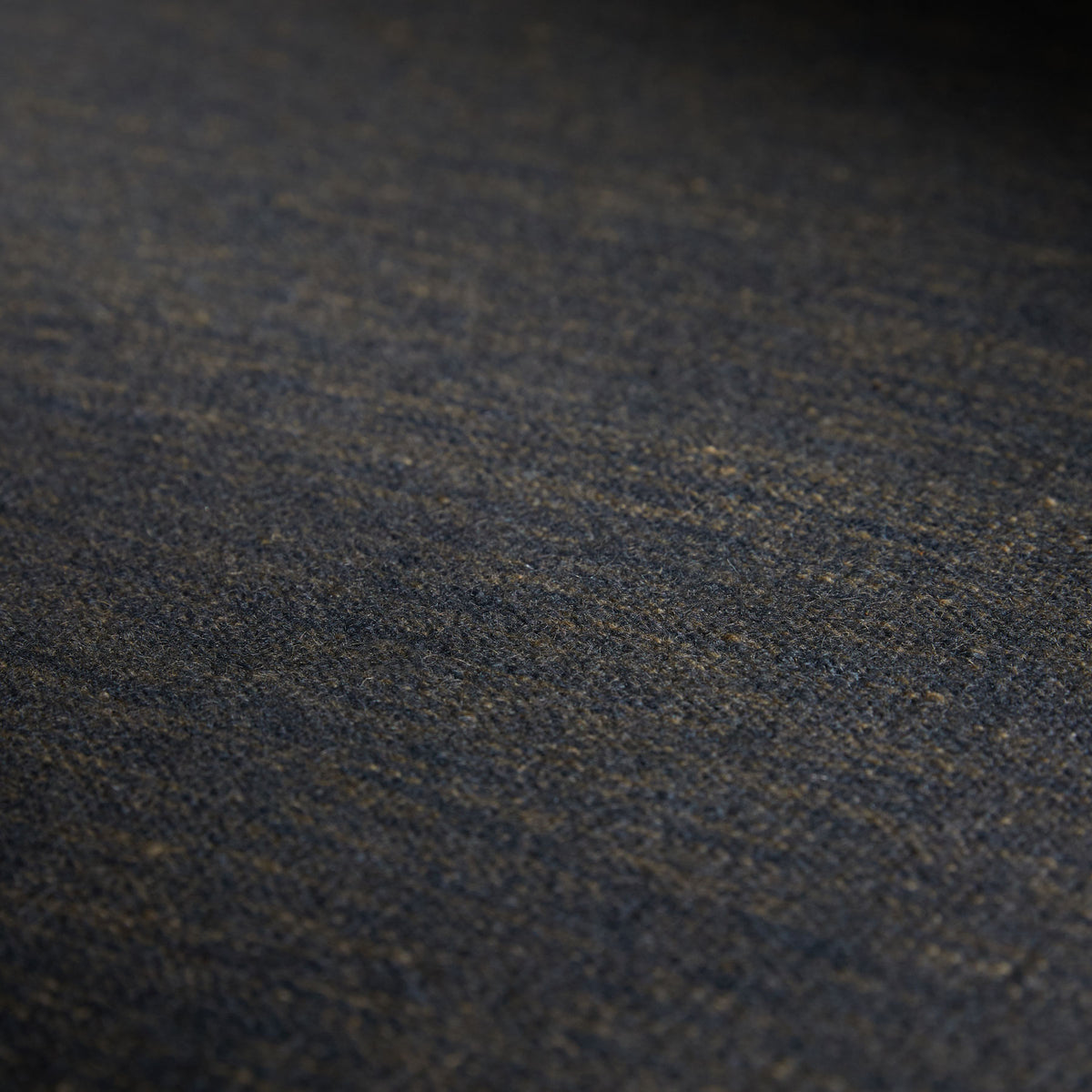Solid Marled Area Rug 6Ft X 9Ft in Gunmetal Marle | James Perse Los Angeles
