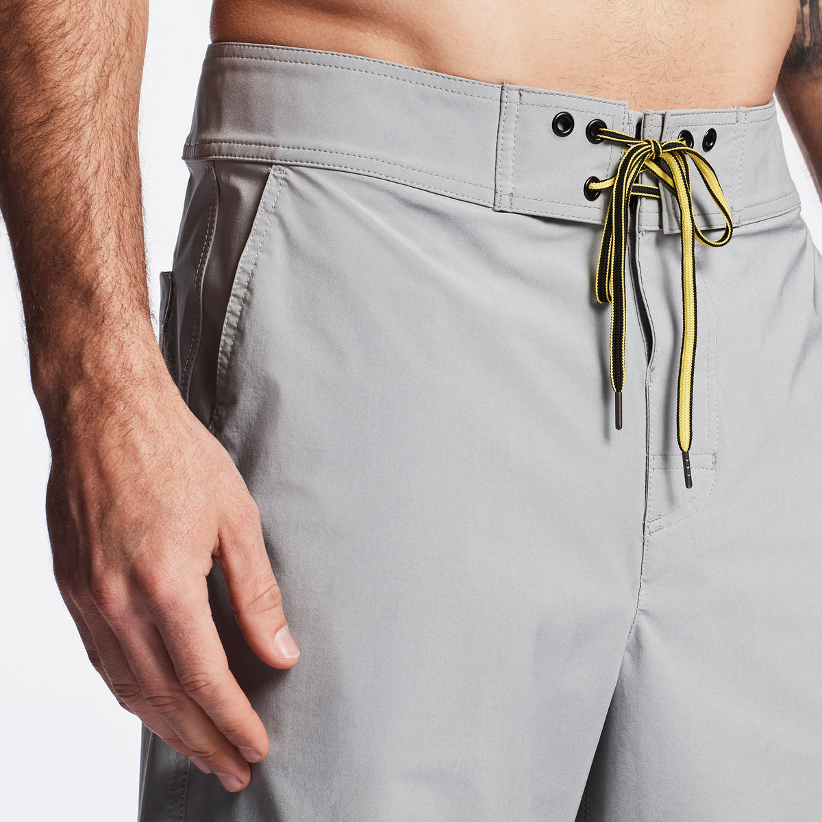 Y/OSEMITE Classic Pocket Boardshort In Stone | James Perse Los Angeles