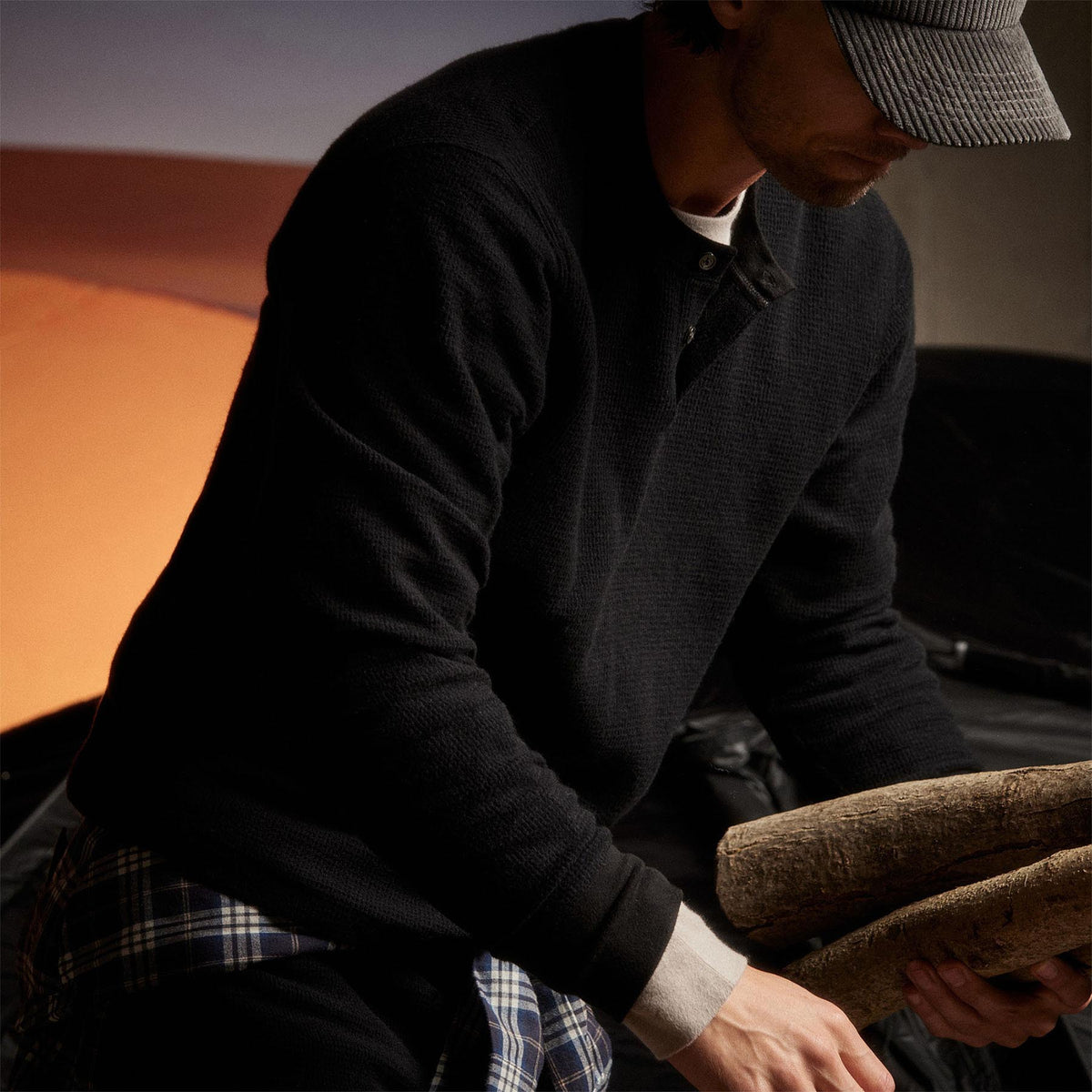 Alpine Thermal Henley in Black | James Perse Los Angeles 