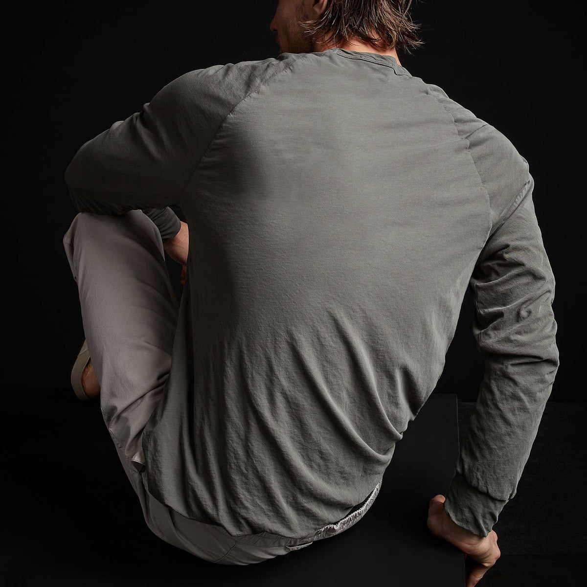 Long Sleeve Raglan in Jungle | James Perse Los Angeles