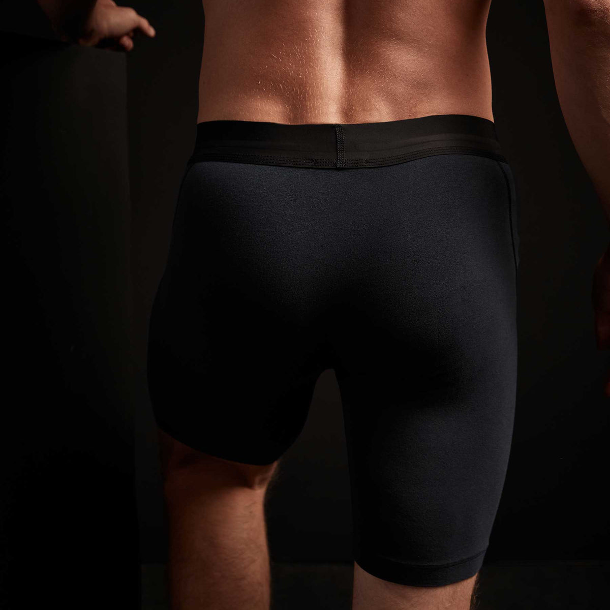 Elevated Lotus Sport Boxer  Long In French Navy | James Perse Los Angeles