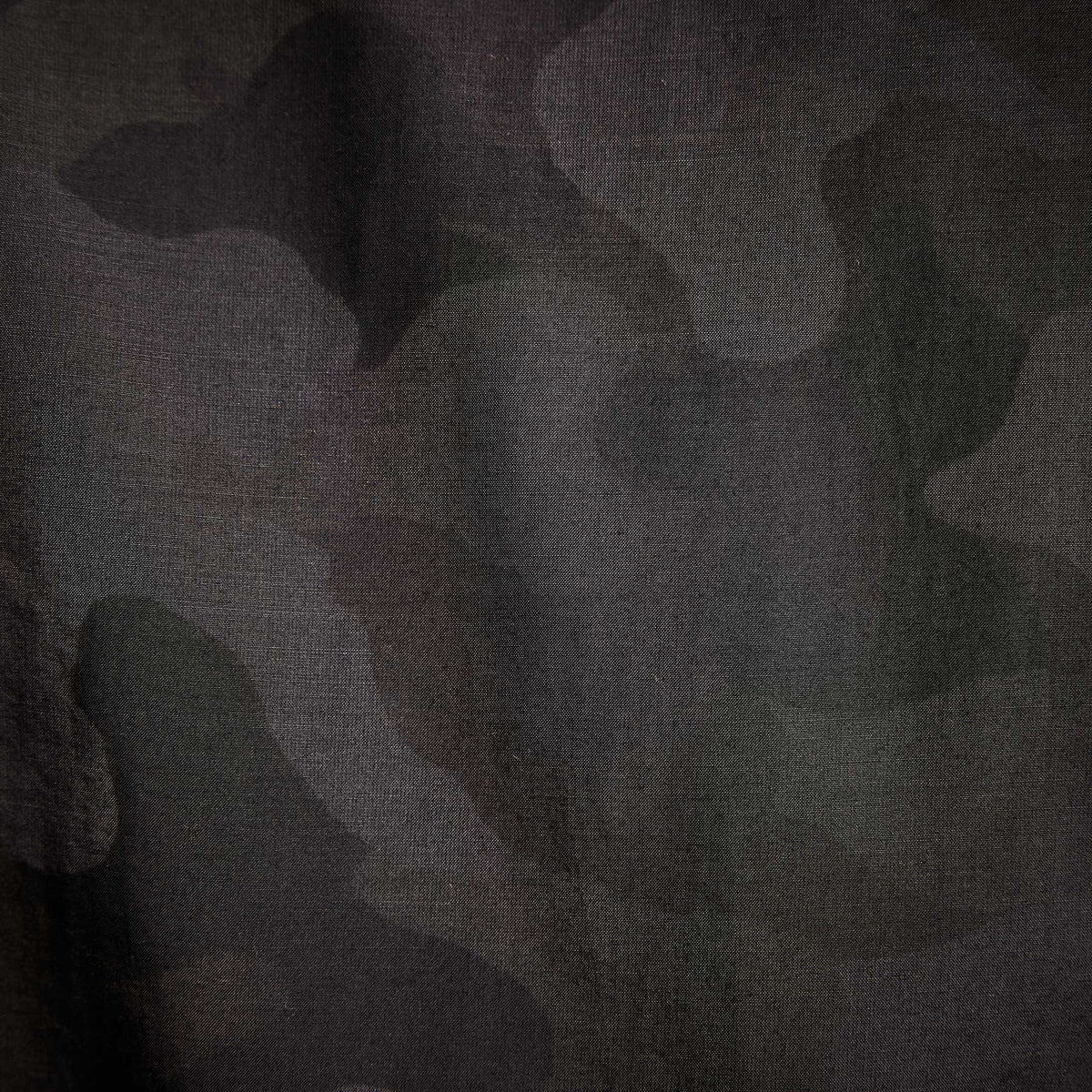 Camo Cotton Nylon Windbreaker in Dark Olive Camo | James Perse Los Angeles