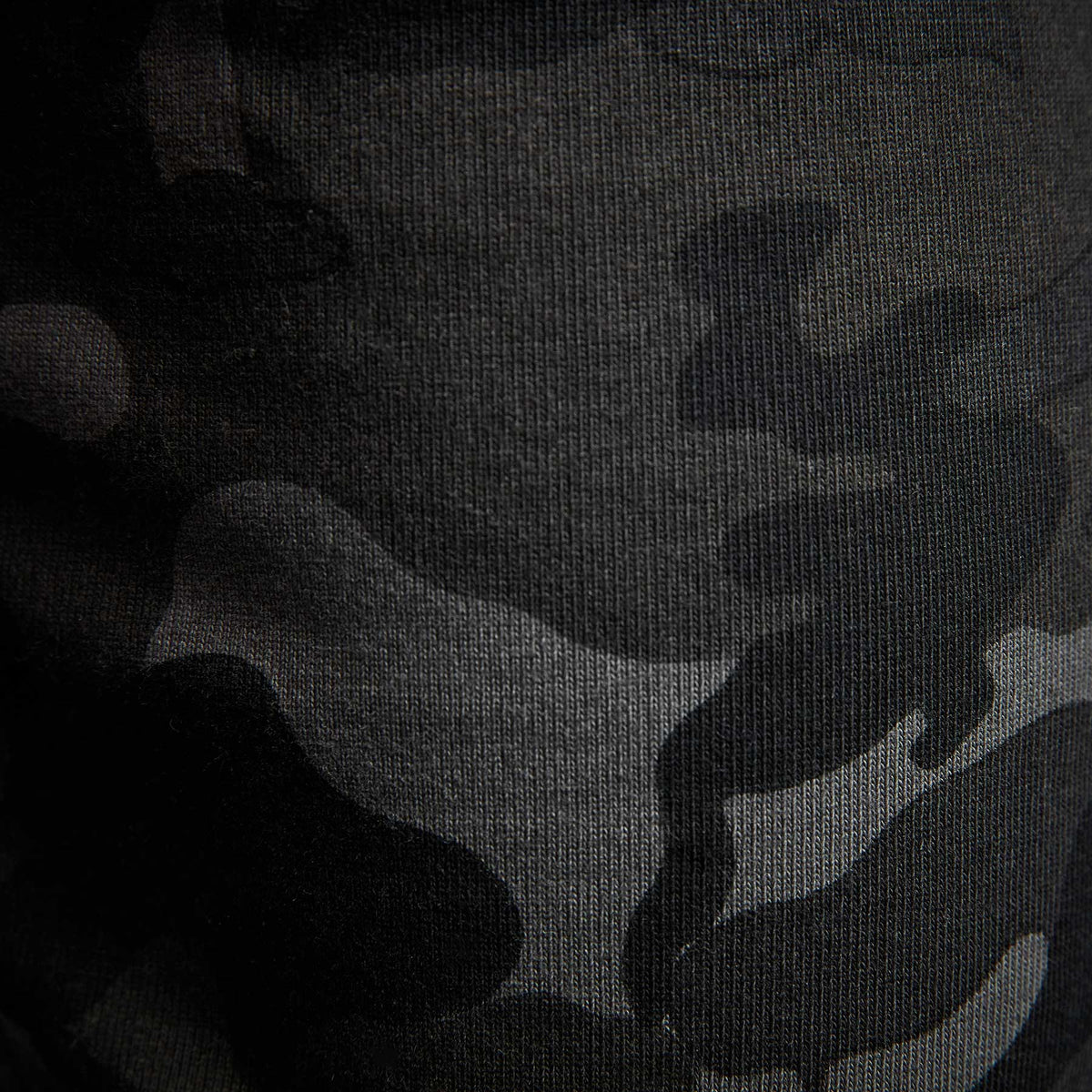 Contrast Camo Jogger in Night Camo | James Perse Los Angeles