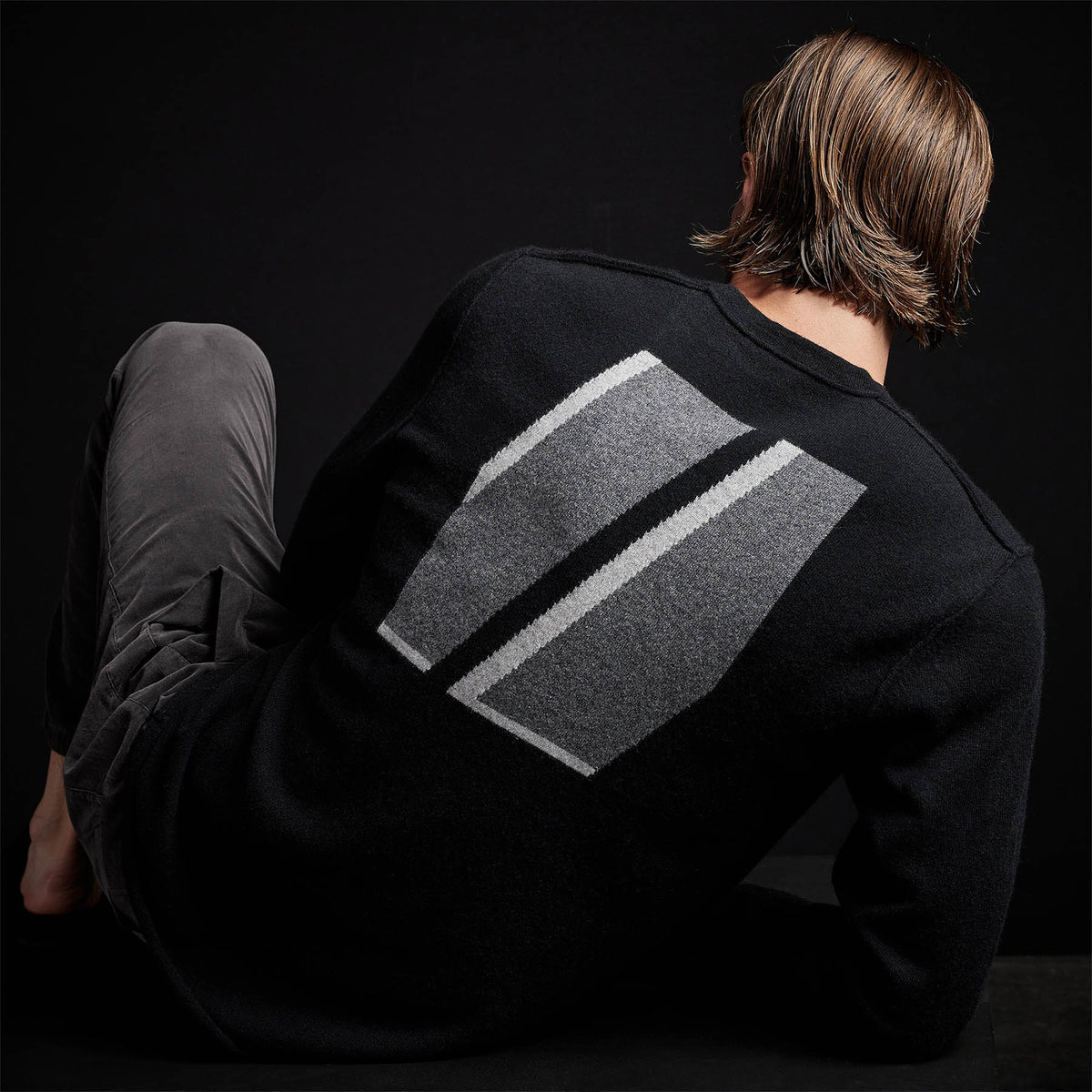 Crew Neck W/ Double Bar Intarsia in Black | James Perse Los Angeles