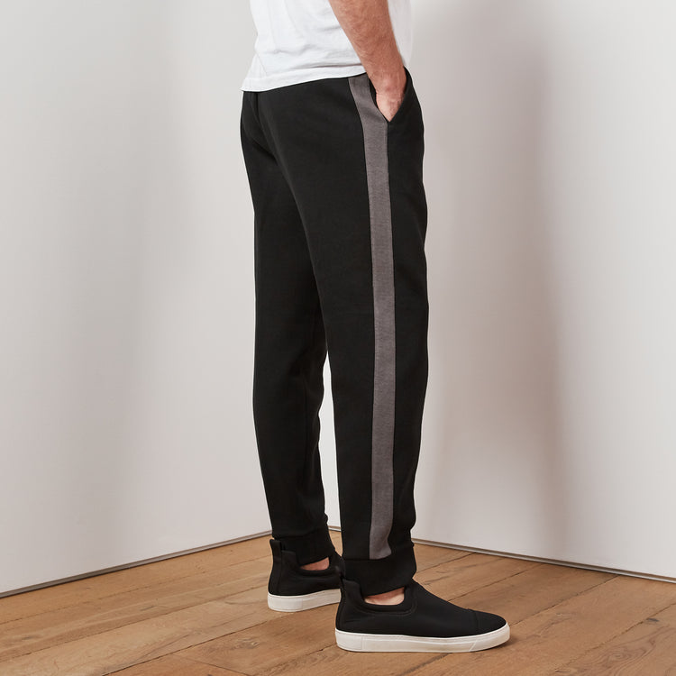 Collegiate Sweatpant  In Black/Carbon | James Perse Los Angeles
