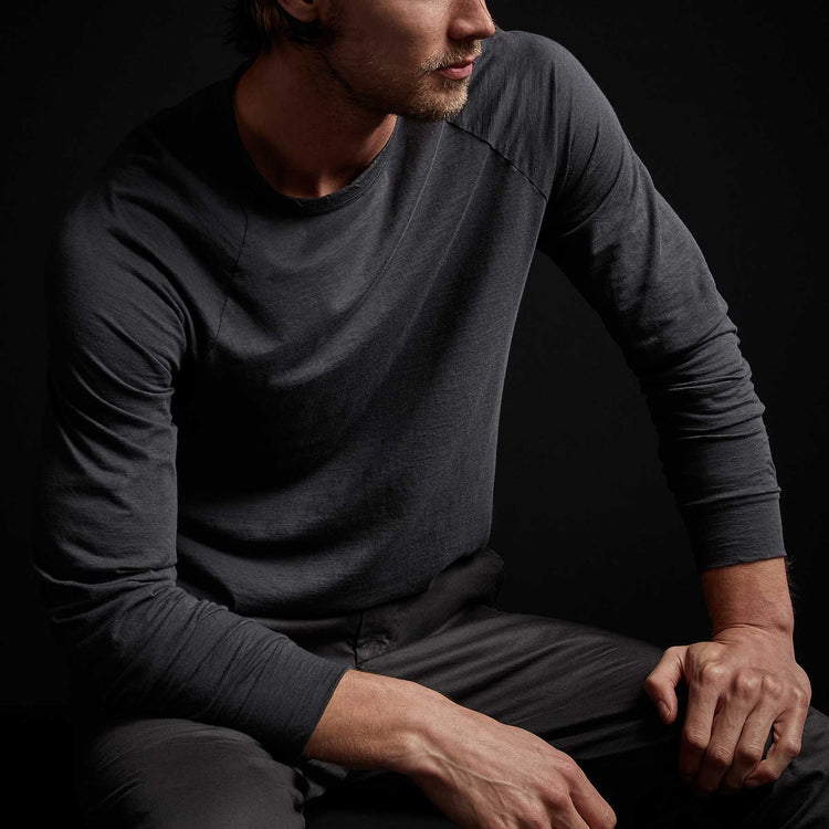 Recycled Lotus Jersey Raglan Crew in Magma | James Perse Los Angeles