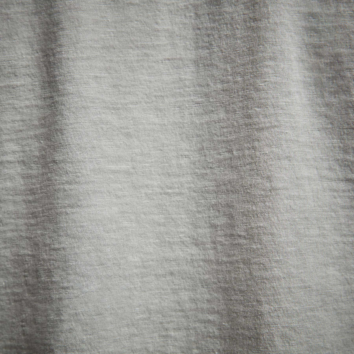 Recycled Lotus Jersey Raglan Crew in Skylight | James Perse Los Angeles