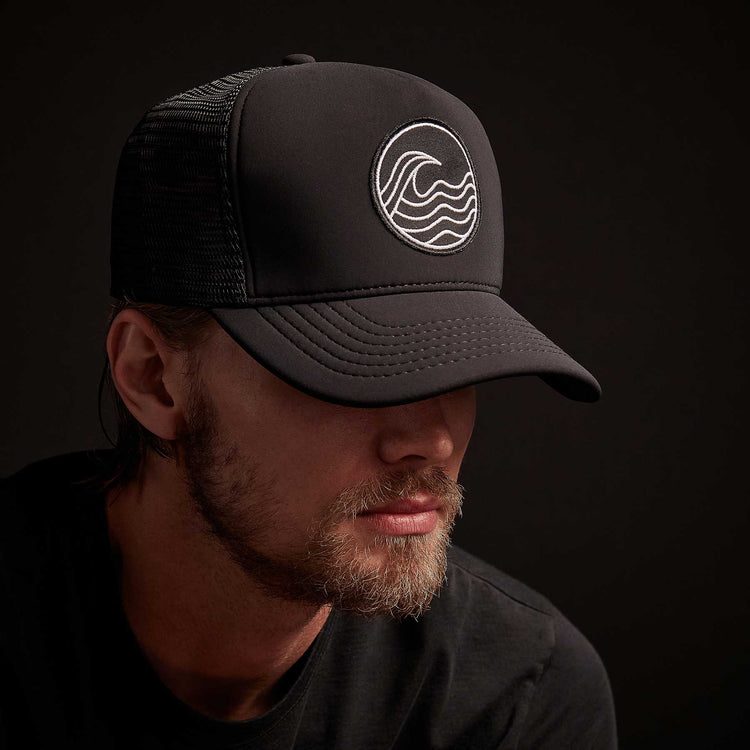 Wave Patch Scuba Trucker Hat - Black | James Perse Los Angeles