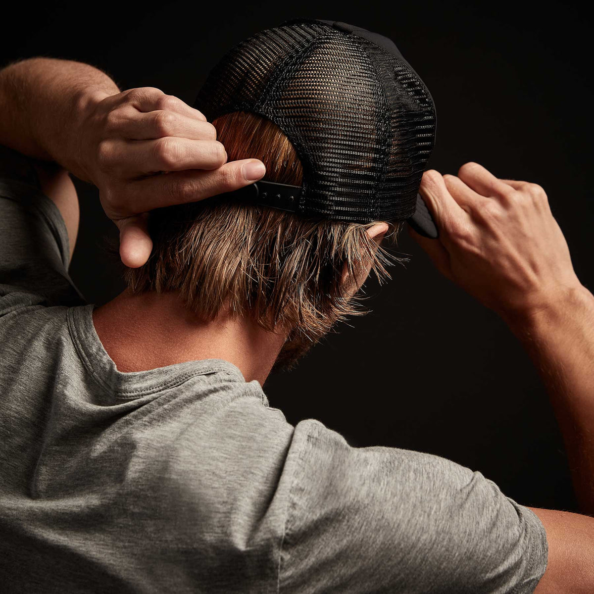 Scuba Trucker Hat In Black | James Perse Los Angeles