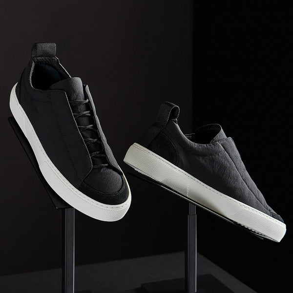 Solstice Low Top Skate Sneaker in Black/Black | James Perse Los Angeles
