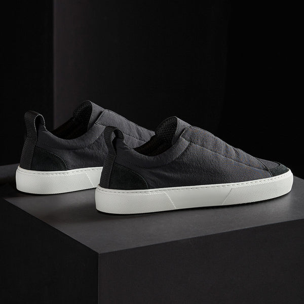 Solstice Low Top Skate Sneaker in Black/Black | James Perse Los Angeles