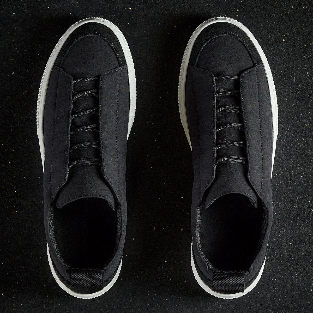 Solstice Low Top Skate Sneaker in Black/Black | James Perse Los Angeles
