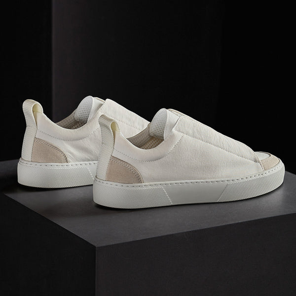 Solstice Low Top Skate Sneaker in White/Taupe | James Perse Los Angeles