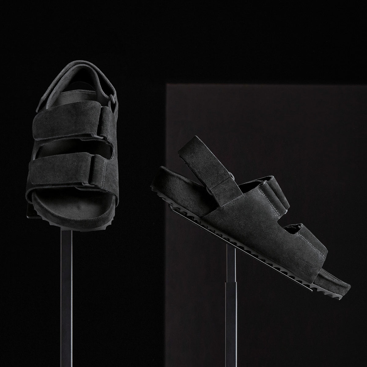 Women's Double Strap Velcro Sandal in Black | James Perse Los Angeles 