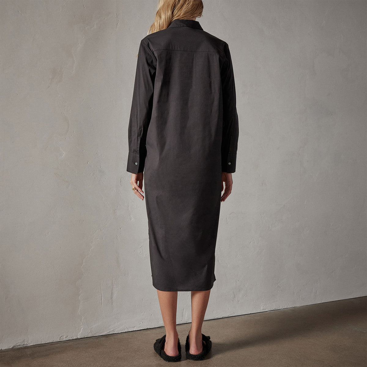 Matte Stretch Poplin Shirt Dress in Black | James Perse Los Angeles