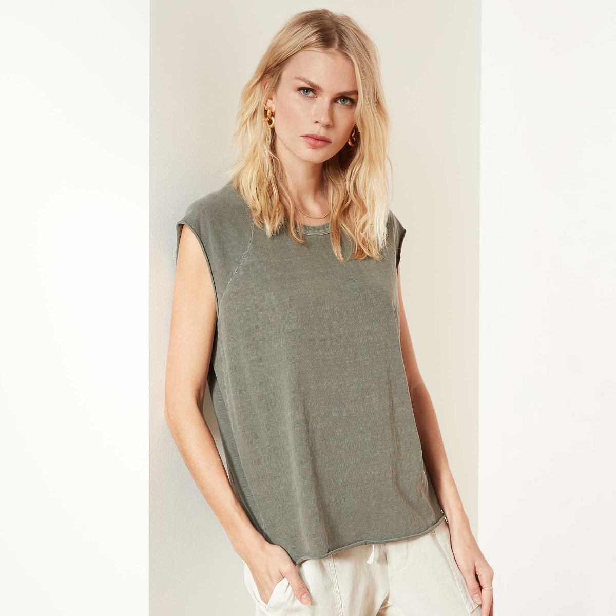 High Twist Jersey Shell Tank - Signet Pigment | James Perse Los Angeles