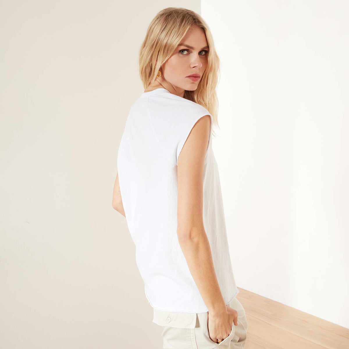 High Twist Jersey Shell Tank in White | James Perse Los Angeles